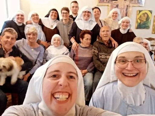 Sectas, intereses inmobiliarios y un obispo excomulgado: el intrigante caso de las monjas españolas que reniegan de Francisco