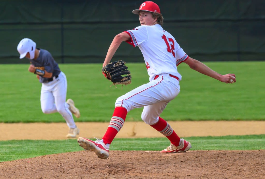 District 11 6A baseball: Parkland blows late 3-0 lead, but bounces back to beat Freedom in 9