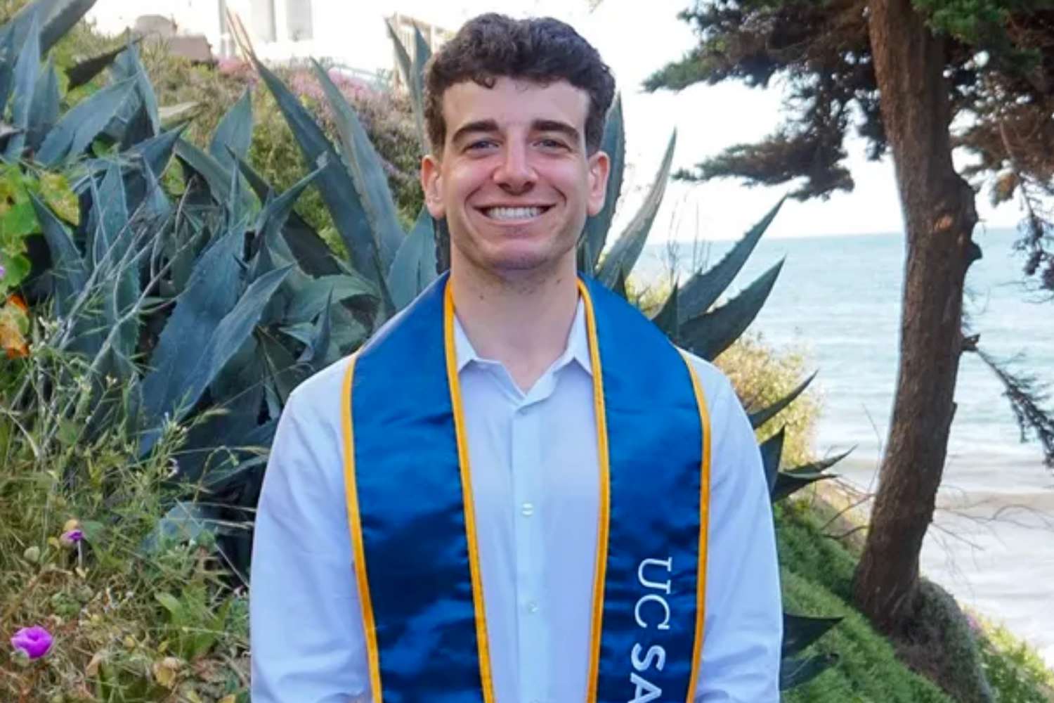 Recent College Grad, 23, Dead After Falling 50 Feet from California Cliff: 'Rest Easy'