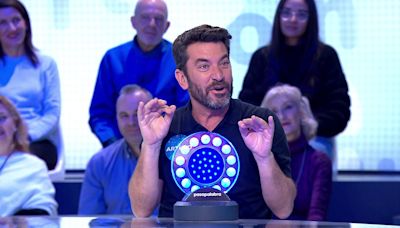 Arturo Valls canta ‘Billie Jean’ en directo… ¡versión ASMR!