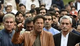 Imran Khan spewing hate and division: Nawaz Sharif - News Today | First with the news