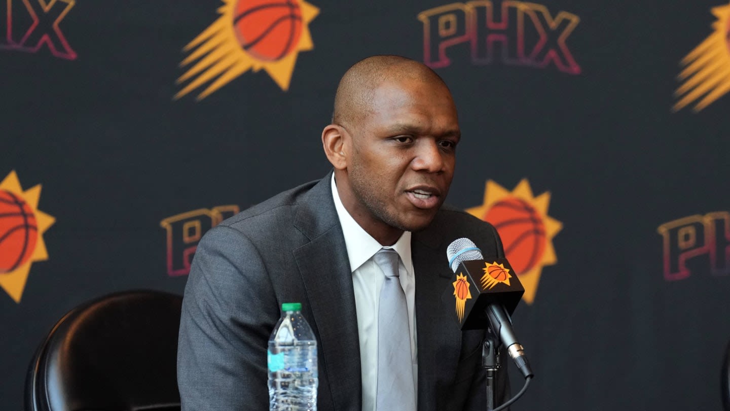 Suns Decide to Shake Up Front Office
