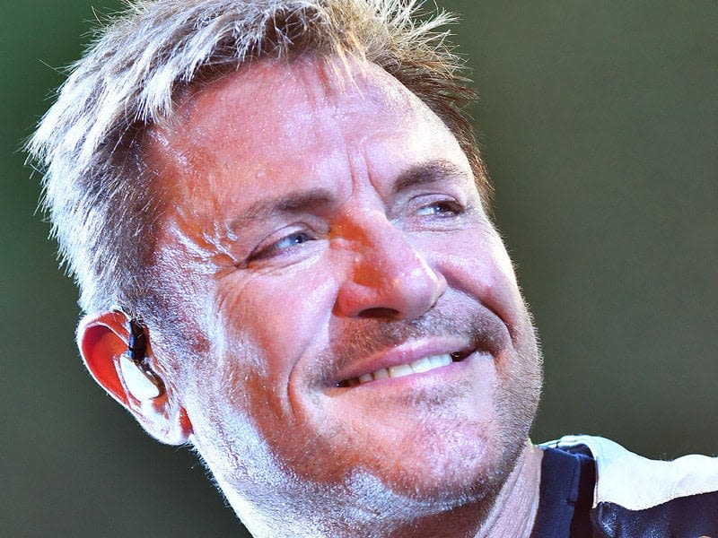 Duran Duran’s Simon Le Bon Awarded M.B.E. By The King of England - WDEF