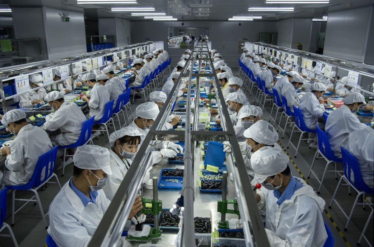 China’s Factory Glut Alarms the World But There’s No Quick Fix