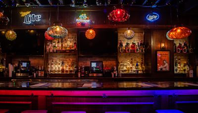 From icons to newcomers: Faces defining Nashville's celeb-themed bars on Lower Broadway