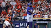 Slugger cubano vive momento de redención con un jonrón con bases llenas y los Rangers fuerzan un séptimo juego