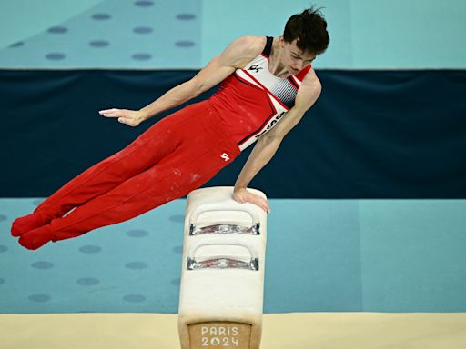 Paris Olympics: Stephen Nedoroscik — the gymnast in the glasses — takes bronze in pommel horse