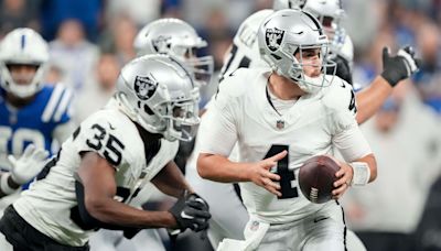 Raiders' Starting QB Will Have Plenty of Weapons