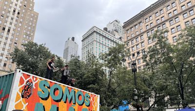 Cientos de inmigrantes jornaleros protestan en Nueva York por medidas que los discriminan