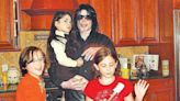 Bens congelados: Filhos e mãe de Michael Jackson estão sem acesso à herança do cantor