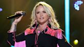 Miranda Lambert Stops Las Vegas Concert to Call Out Fans for Taking Selfies