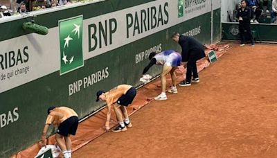 El nuevo rival de Alcaraz protagoniza la imagen de la vergüenza en Roland Garros