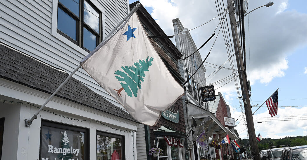 Maine Accepting Designs for a New State Flag