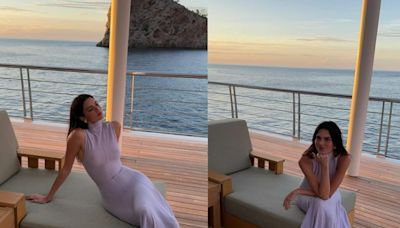 Kendall Jenner's Photos From Spain Remind Fans Of Rose From Titanic - News18