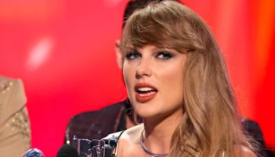 Taylor Swift Gives Enchanting Shoutout to Boyfriend Travis Kelce in 2024 MTV VMAs Speech - E! Online