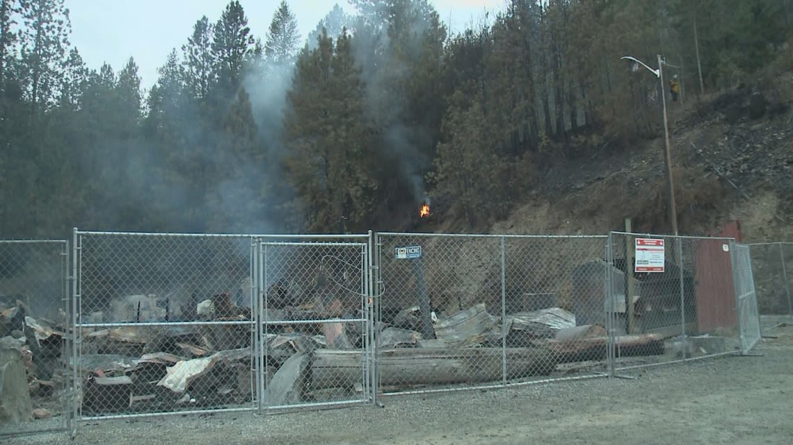 Small fire reignites Tuesday morning at Wolf Lodge Inn Restaurant in Coeur d'Alene