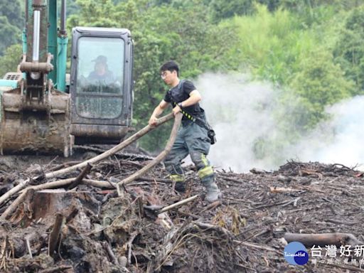 竹縣府全力搶救芎林火警 警消配合灌救 | 蕃新聞