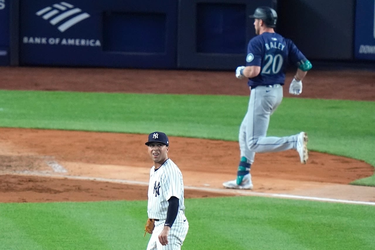 Yankees’ Aaron Boone owns up to big mistake in loss to Mariners