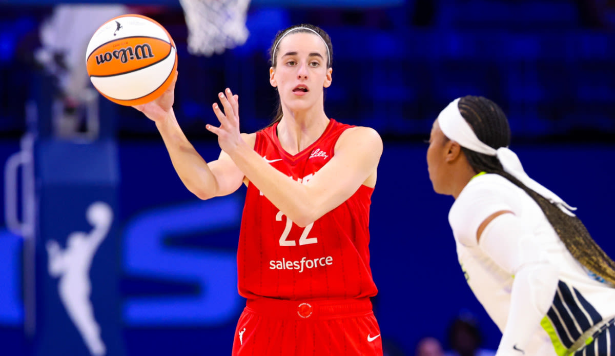 Rebecca Lobo Clears Air On Viral 'Best Passer' Message About Caitlin Clark