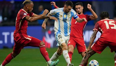 Dos pases de magia: El partido de Lionel Messi en el debut de Argentina ante Canadá en la Copa América