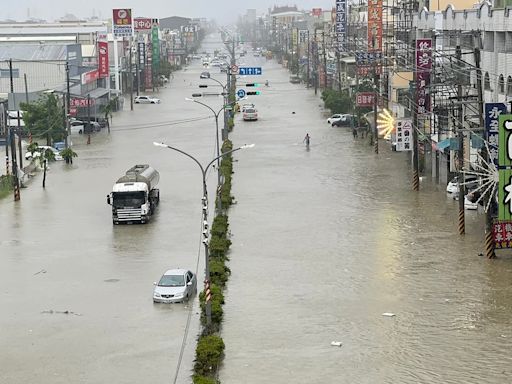 Typhoon Gaemi live: Storm hits China, forcing thousands to flee after 25 killed in Taiwan and Philippines