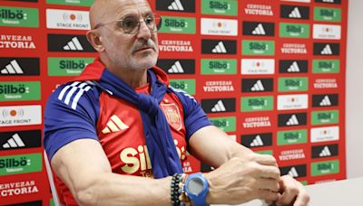 De la Fuente: “Gavi estará con nosotros para ser el jugador 27”