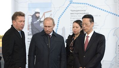 China extends crucial lifeline to Russia's wartime economy