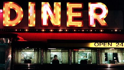 CT diner that’s been a mainstay on busy thoroughfare for seven decades is listed for sale