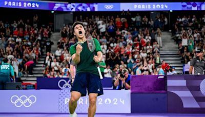 Nhat Nguyen gets badminton campaign off to winning start in Paris with 2-1 victory over Israel’s Misha Zilberman