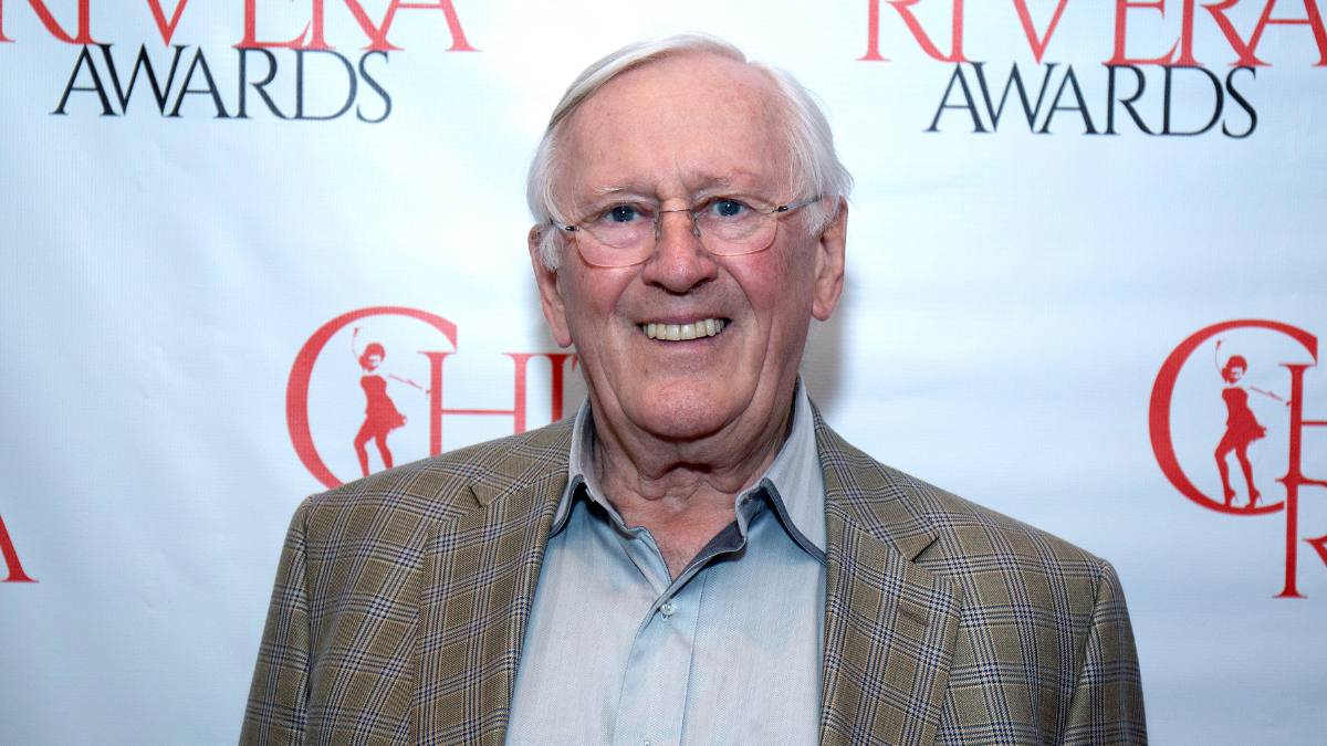 Meet Actor Len Cariou: A Glimpse into the Life and 65-Year Career of Pop Reagan from ‘Blue Bloods'