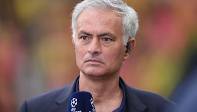 Mourinho unveiled as Fenerbahce manager as he reunites with former Man Utd star