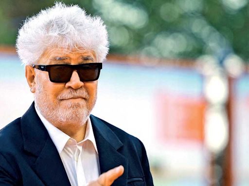 Alistan la fiesta del cine en San Sebastián; homenajearán a Pedro Almodóvar