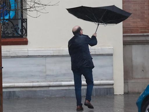 Un total de 11 CCAA tendrán hoy aviso por calor, lluvias, viento y olas y centro y nordeste peninsular superarán 35ºC