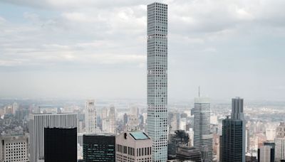 A Mega-Lawsuit, a Rush of Listings and Price Cuts Galore: What’s Going on at 432 Park?