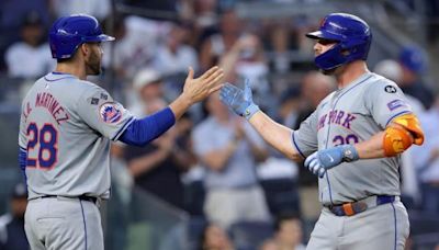 Francisco Lindor homers twice as Mets sweep Yanks again