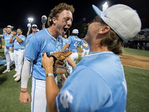 College World Series schedule today: TV, streaming, odds for super regionals Friday