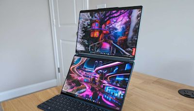 Lenovo Yoga Book 9i review: Dual monitors on the go