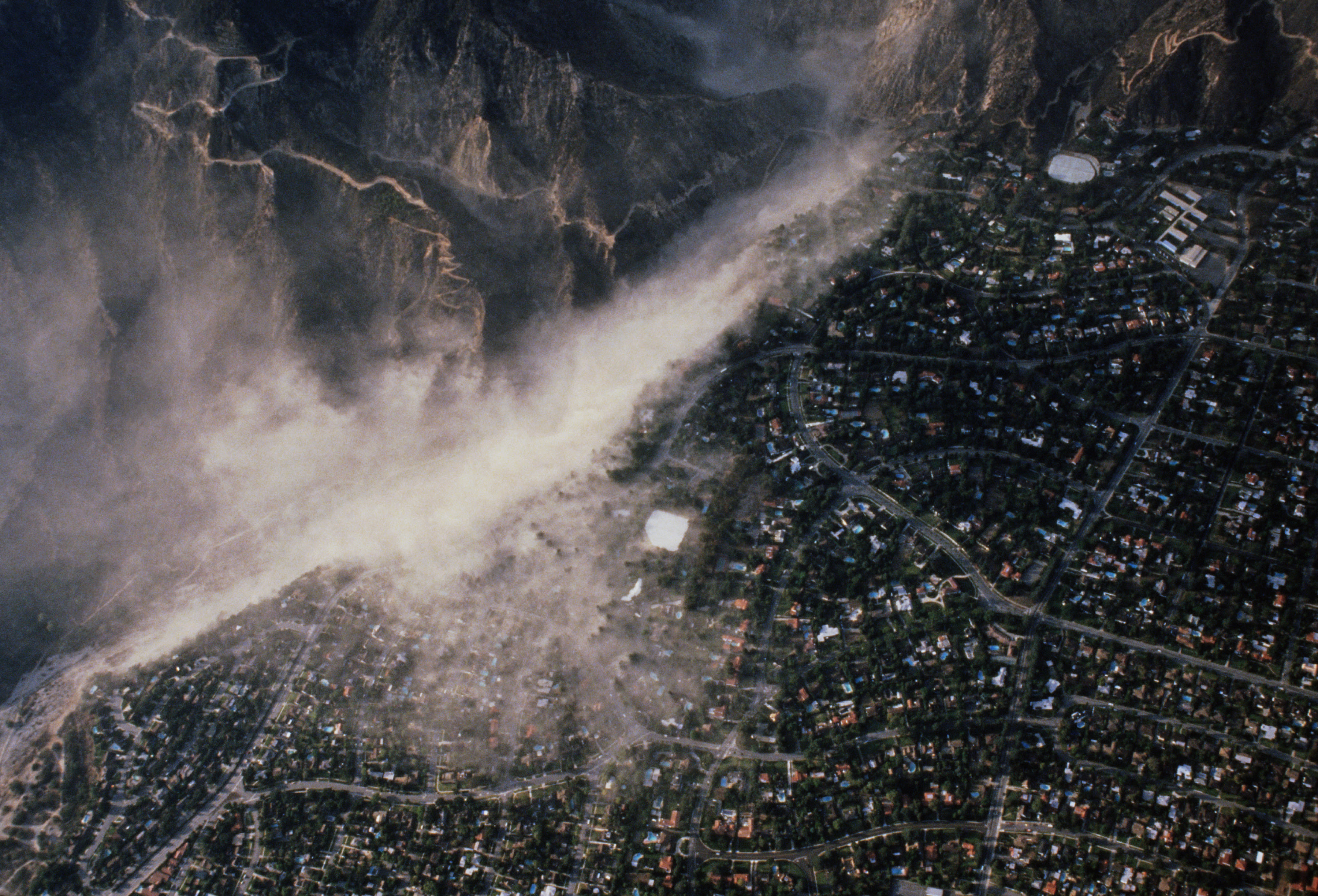 Dangerous L.A. fault system rivaling the San Andreas tied to recent earthquakes