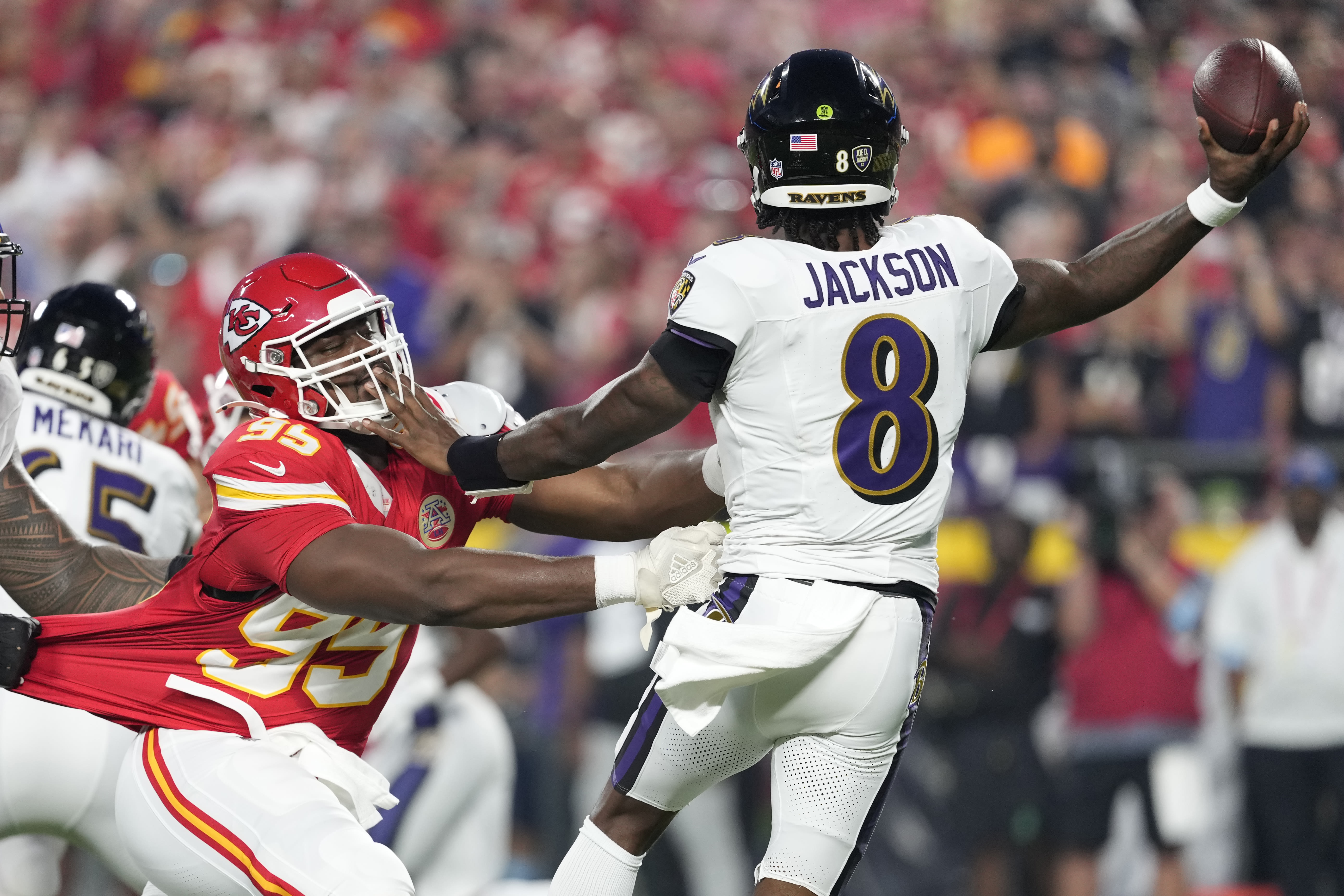 Chiefs vs. Ravens live updates, score: Patrick Mahomes, Lamar Jackson face off in NFL kickoff after short weather delay in Kansas City