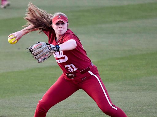 Alabama softball starting shortstop Kenleigh Cahalan enters transfer portal after two years with Crimson Tide