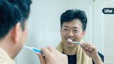刷牙前先做1動作才正確！長輩無法自己刷牙「口腔照護11招」學起來