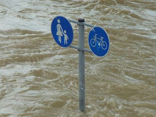 山崩、洪水災情慘重！韓國暴雨已釀4死 部分鐵路緊急停駛