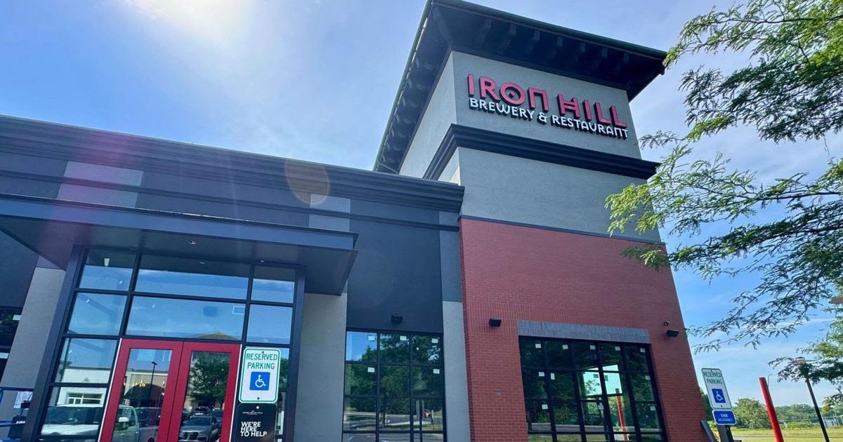 'We're thrilled': Iron Hill Brewery & Restaurant cuts ribbon on 1st Lehigh Valley location