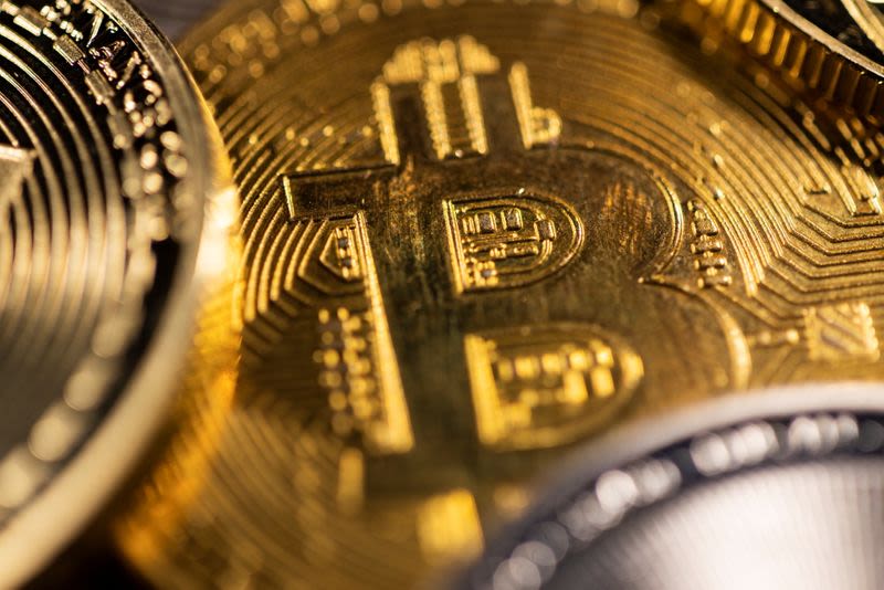 Bitcoin price today: down to $65k as US selling fears persist By Investing.com