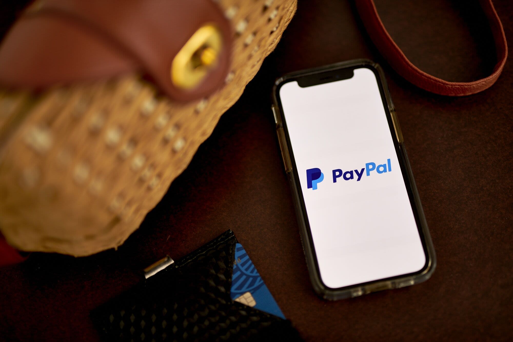 PayPal’s Payment Volume Rises at Start of ‘Transition Year’