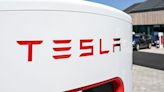 Tesla's newsy week, and is fintech having a moment?