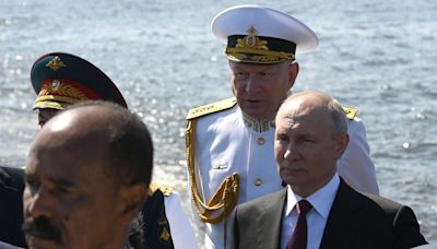 Putin's big naval parade loses warships, subs: Local media