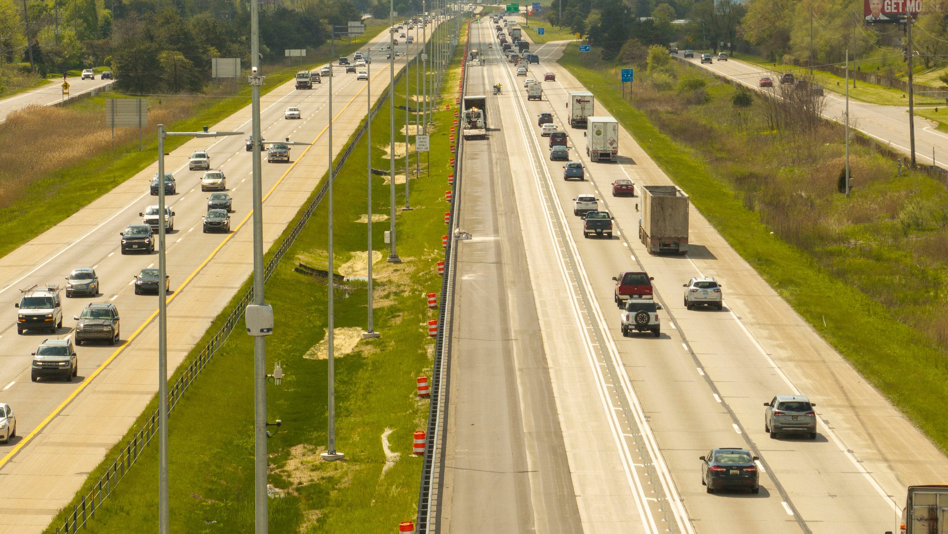 Testing underway for 'smart road' pilot project on I-94 between Wayne and Washtenaw counties