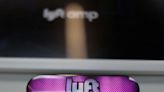 Lyft guarantees weekly earnings to lure more drivers