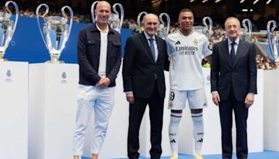 Após exames, Real Madrid descarta cirurgia no nariz de Mbappé